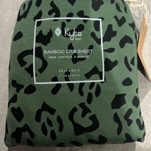 Brand new baby fitted crib sheet